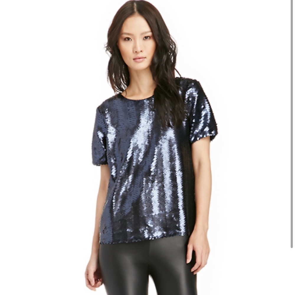 J.O.A. Sequin short sleeve top zipper navy blue M